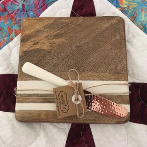 Mud Pie Small Wood/Marble Cheese Baord